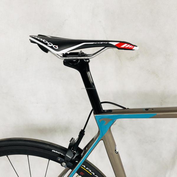 Carbon Fibre Rim Material 22-Speed Shimano ULTEGRA R8000 Aluminum Alloy Stem Race Bike