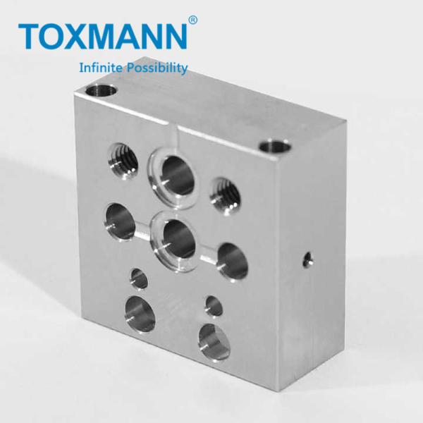 Pièces métalliques de précision CNC sur mesure Pièces d'usinage de tournage CNC