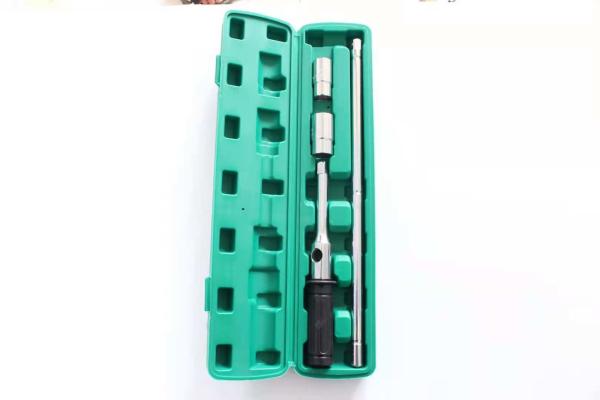 14 Inches Torque Car Tire Wrench With Chrome Polished Surface