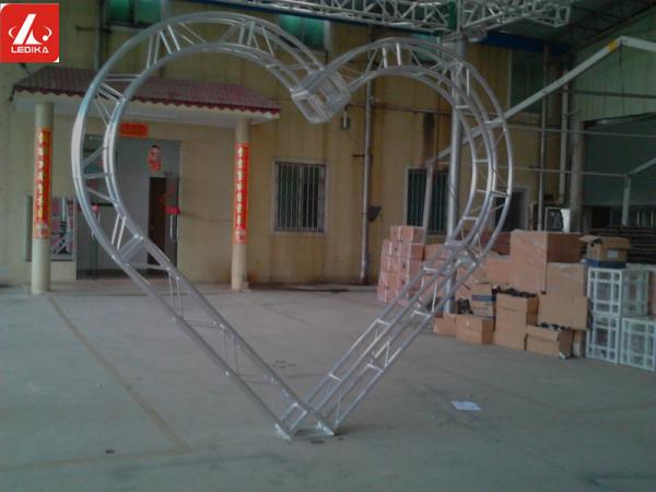 Spigot Circular Irregular Shape Aluminium Stage Truss For Indoor / Outdoor Event