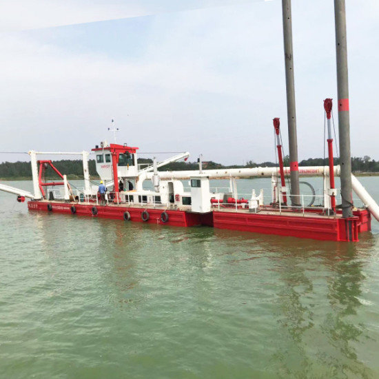2500m3 18inch Cutter Head River Sea Dredger Machine Hydraulically Driven
