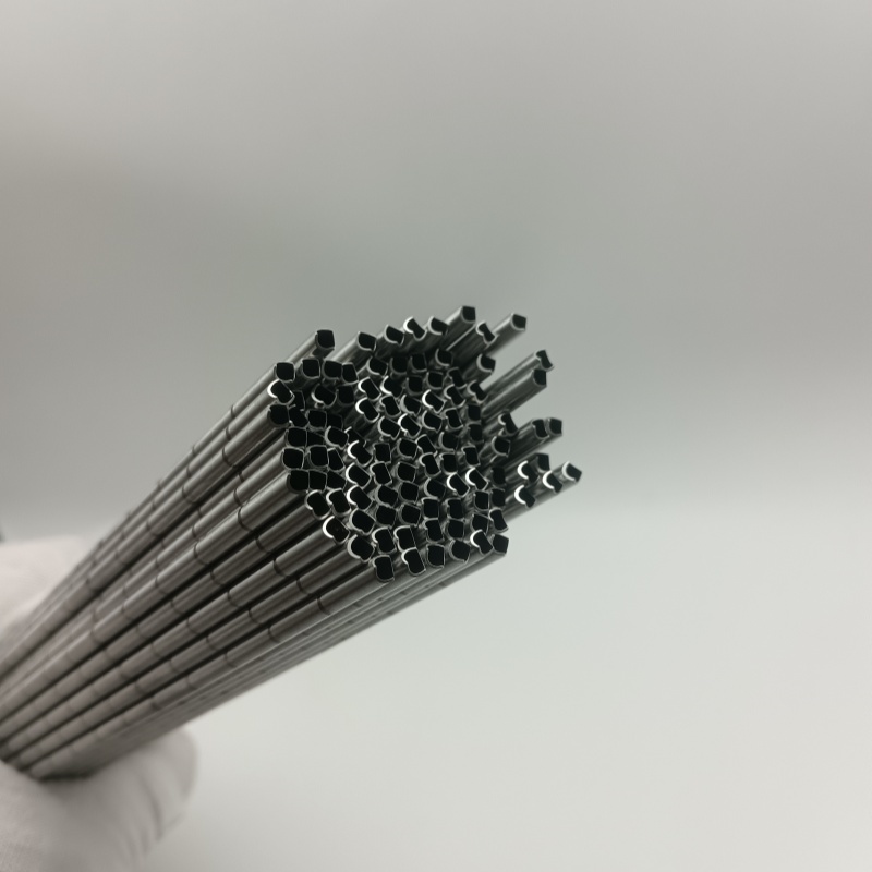 304 Stainless Steel Needle  Double-edged Needle  Vaccine Syringe  Tapered Needle  Custom Processing