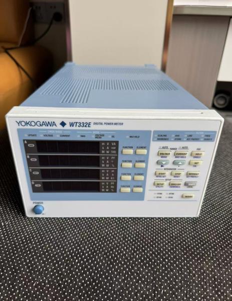 Analizador de potencia digital Yokogawa WT332E de 2 fases, confiable, medidor de potencia de vatios digital probado en buenas condiciones