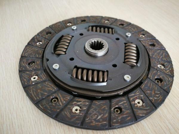1878 021 831  CLUTCH DISC