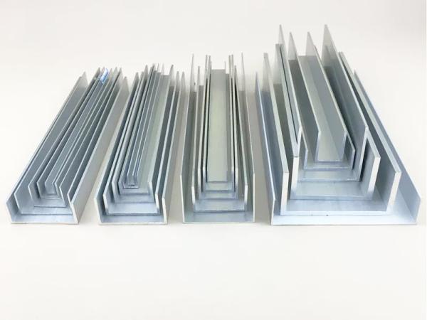 Custom Anodized Industrial Aluminum Extrusion Profiles 6063 V Groove Aluminum Extrusion