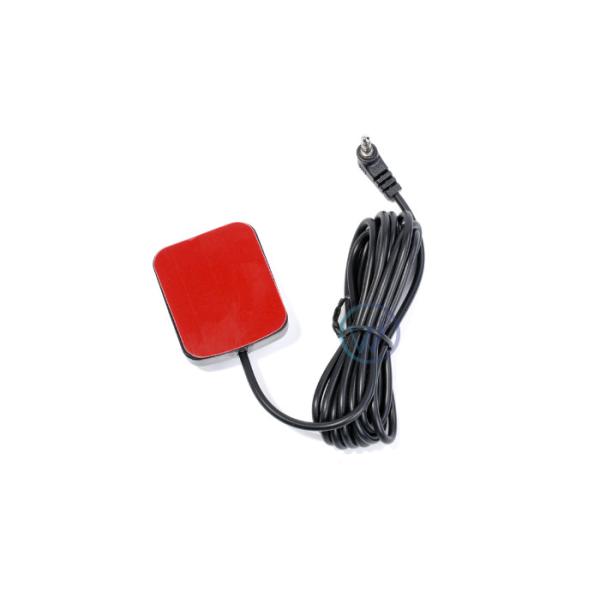 The High-precision RTK Receiver Module G-mouse Is Used for Real-time Centimeter-level Precision Positioning of Vehicles