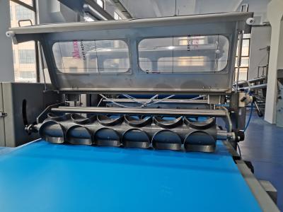 A linha de produção árabe durável of12000 do pão remenda pela capacidade da hora com Proffer industrial
