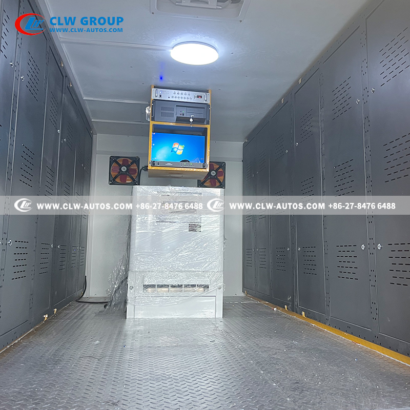 Sinotruk HOWO 4x2 LED Billboard Truck with Triple-Side P4/P5 LED Screens, Hydraulic Liftable Screens, and Foldable Stage
