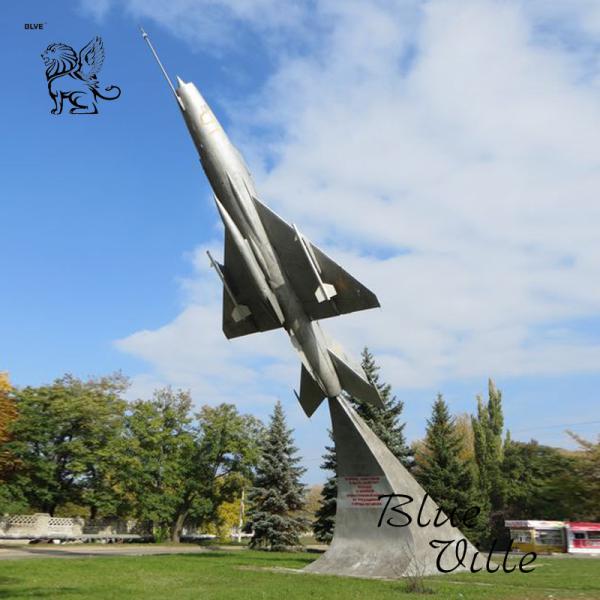 Stainless Steel Airplane Sculpture Modern Large Metal Aircraft Statue Outdoor Skyplaza Customized
