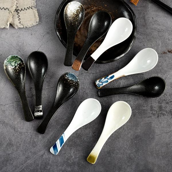 Contemporary Plain Black Ceramic Soup Spoon A Grade Porcelain Soup Spoon