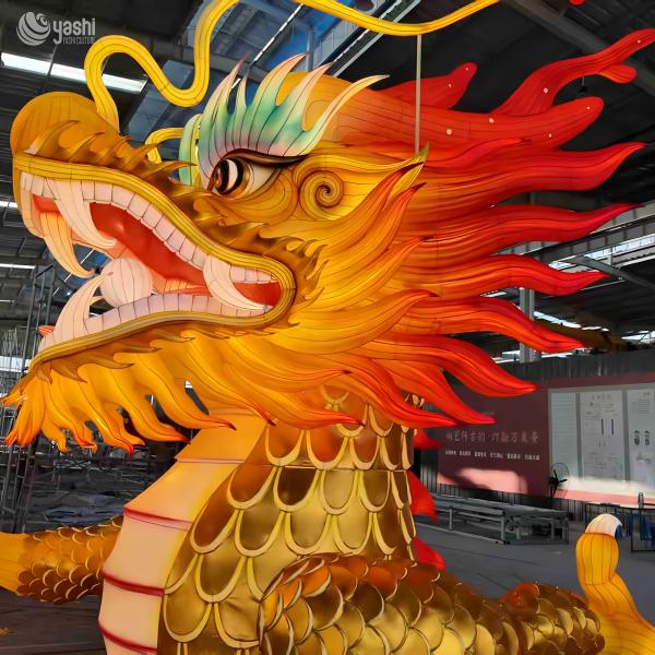 Handmade Chinese Traditional Lantern 250CM For Festival Decorations