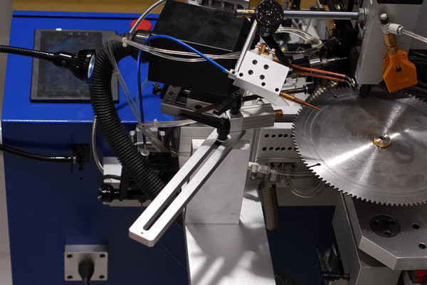 оборудование машины зуба заварки вспомогательное