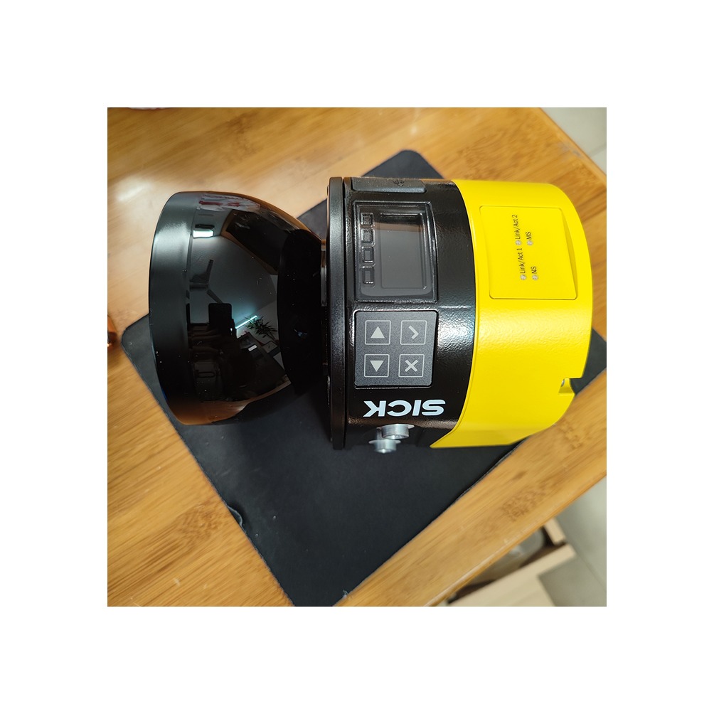 Multifunctional Sensor Switch 1041411 WTB12-3P2431 Reliable With Compact Structure