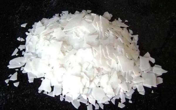 Sodium hydroxide Inorganic Chemical Raw Materials Essential for Manufacturing Excellence