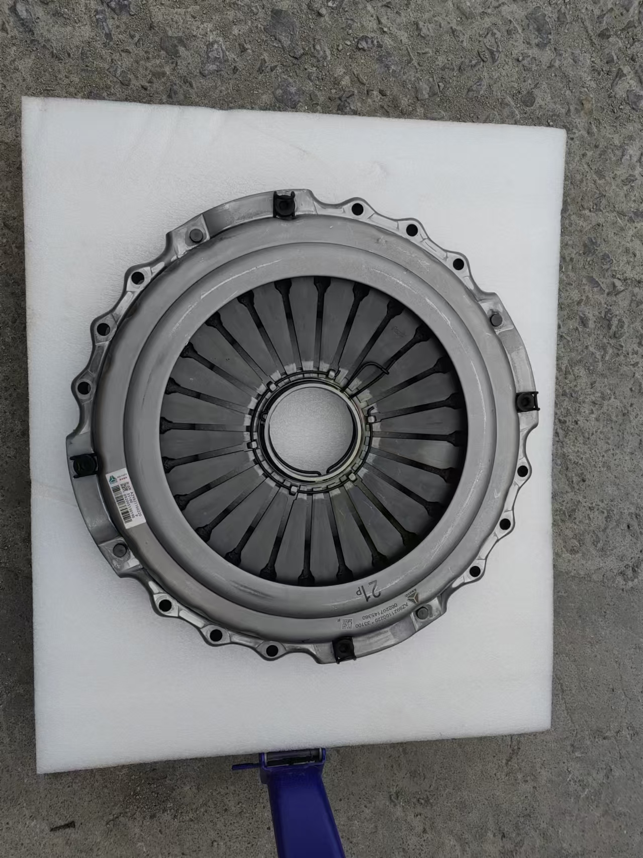 New FT Clutch Pressure Plate and Clutch Plate Replacement for SINOTRUK HOWO Engine Parts in Trucks