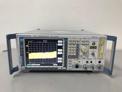 Rohde & Schwarz FSMR26 Precision Measuring Receiver used signal analyzer 26.5 GHz
