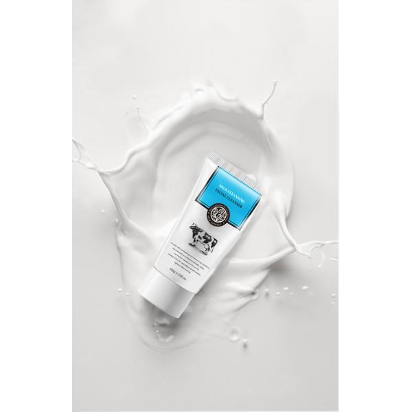 Vente à chaud Nettoyeurs doux Pores mousse de lait Nettoyage du visage Nettoyeurs du visage Laver le visage