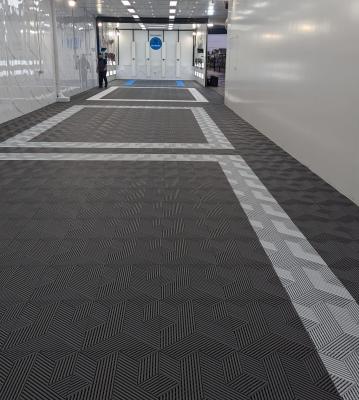 18mm PP Vented Garage Floor Tiles Gray Race Deck Garage Tiles