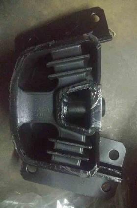 1-53225370-0/1532253700 REAR ENGINE MOUNTING CUSHION RUBBER OEM FOR ISUZU