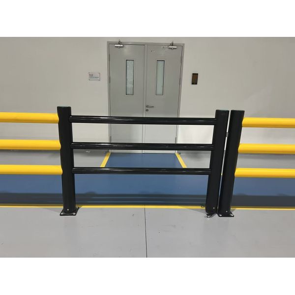 Upright Protector Anti Collision Post Flexible Safety Barrier Single Rail / 2 Rails / 3 Rails