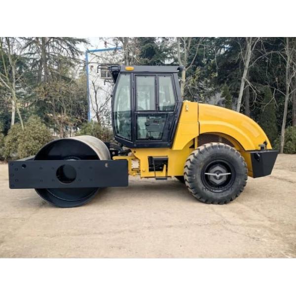 From china 10T LT210B Road Roller Sell Well Ecport Africa