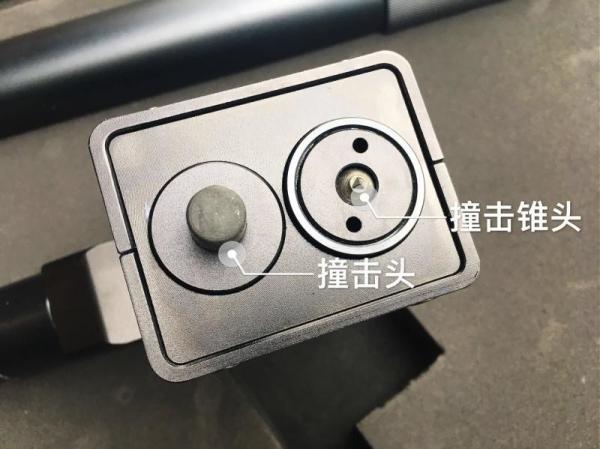 1800g Emergency Rescue Equipment Telescopic Solid Police Glass Breaker