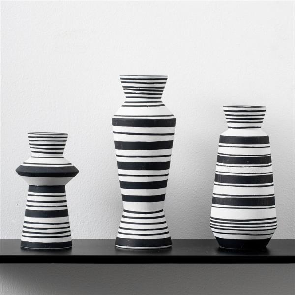 Nordic European Style Modern Stripe Home Decor Bud Vase Wedding Centerpiece Art Ornament Ceramic Vase For Flower