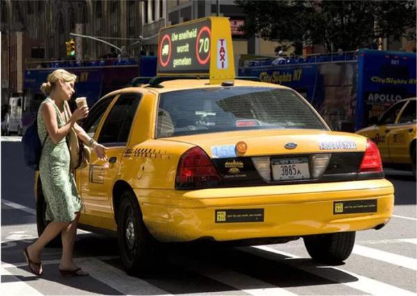 8000cd Car Top LED Sign , Taxi Sign For Car Roof 960x320mm