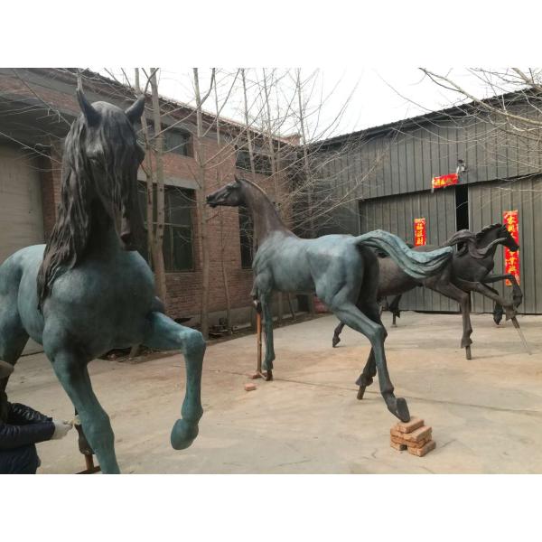 New Bronze horse sculptures ,outdoor brass horse statues for sculptor and artist, China sculpture supplier