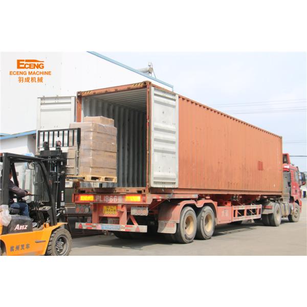 6000bph 4 Cavity PET Blowing Machine SMC PET Stretch Blow Molding Machine