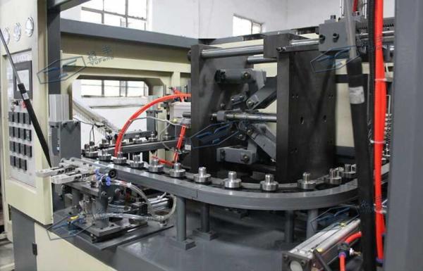 Two Cavity 0.1-2L PET Bottle Blowing Machine For Juice Processing Line