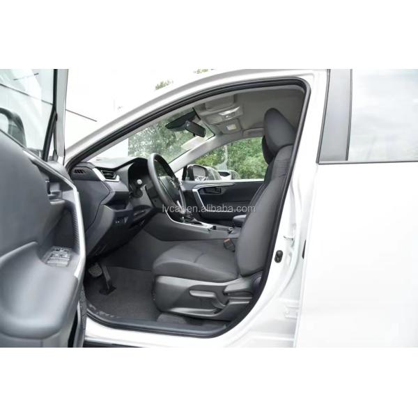 Control de velocidad ACC y posición de dirección del volante de la mano izquierda en el Toyota RAV4 2023