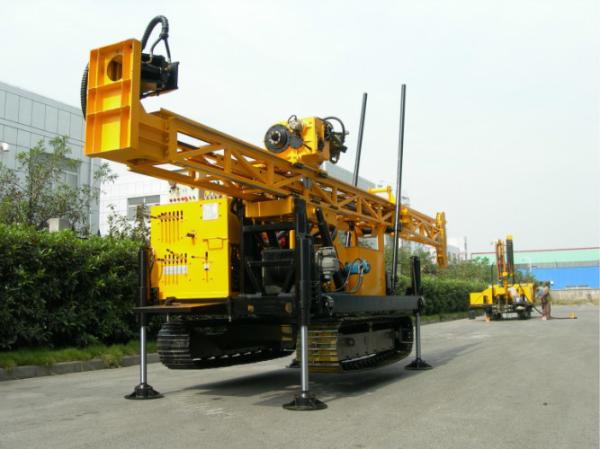 Full Hydraulic Core Drill Rig , Underground Drill Rig Long Feeding Stroke