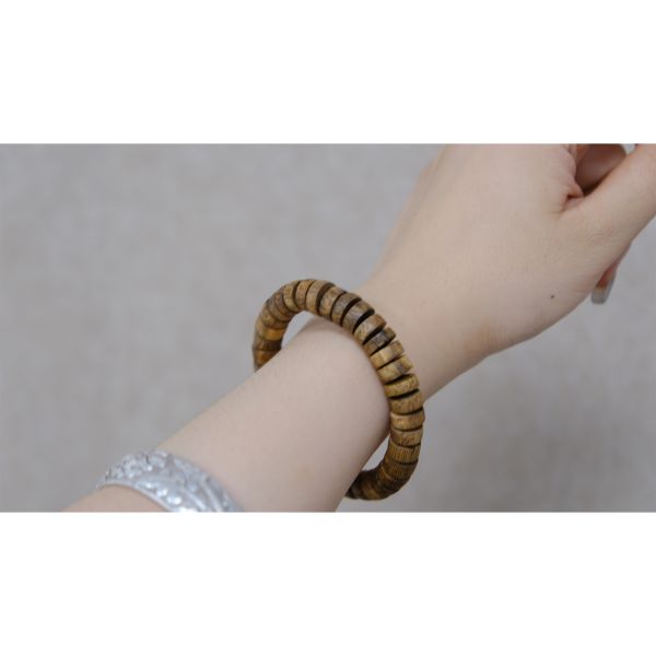 Hainan Green Qinan Agarwood Pill Bead Hand String