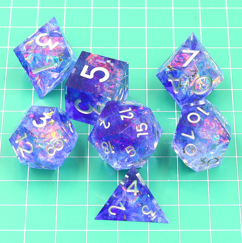 Custom Logo Liquid Core Resin Dice Set 14MM-20MM Polyhedral DND Dice for RPG Games