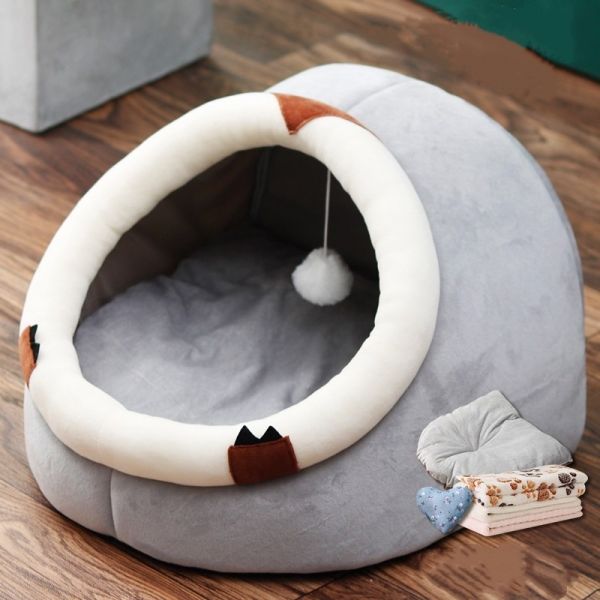 Automatic Pet Feeder with Adjustable Portion Sizes and Feeding Frequency to Support Weight Management Programs