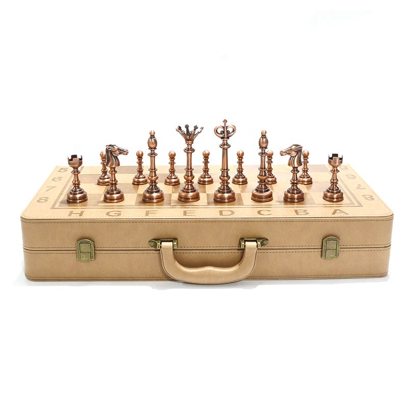 Luxury Foldable Metal Chess Set with Customized Logo and Zinc Alloy Pieces