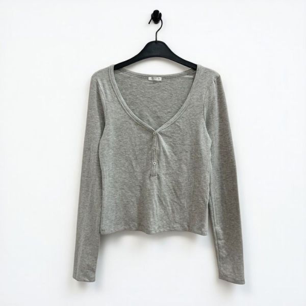 Women's Ribbed Henley Long Sleeve Top - Sweetheart Neck Button Detail (Heather Grey/Black/White)