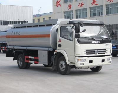 HÁ o caminhão de petroleiro do gás de óleo de DPK uma eficiência elevada de 8000 litros para o reenchimento do combustível do equipamento