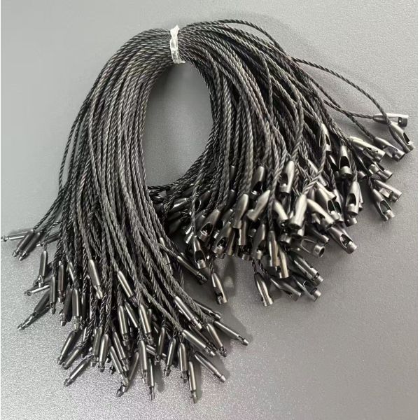 Black Garment Swing Tags Quantity 100 Pieces Customizable Apparel Tags Suitable for Clothing Labels and Retail Packaging