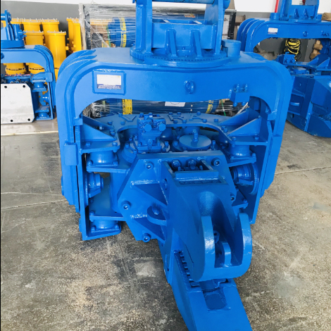 12 Meter Sheet Pile Driving Machine Hard Soil Condition With 372KN Force