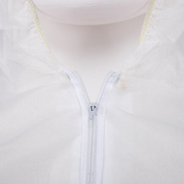 Overall Single Layer PP Nonwoven Full Coverage Moderate Protection Front Zipper Cheap Disposable Coveralls with Hood