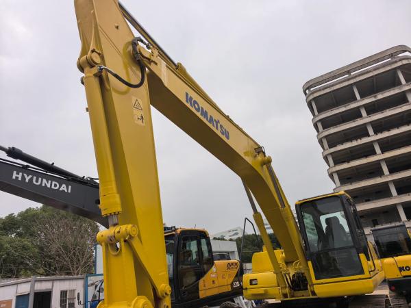 Pelle sur chenilles Komatsu PC220-7 d'occasion d'origine