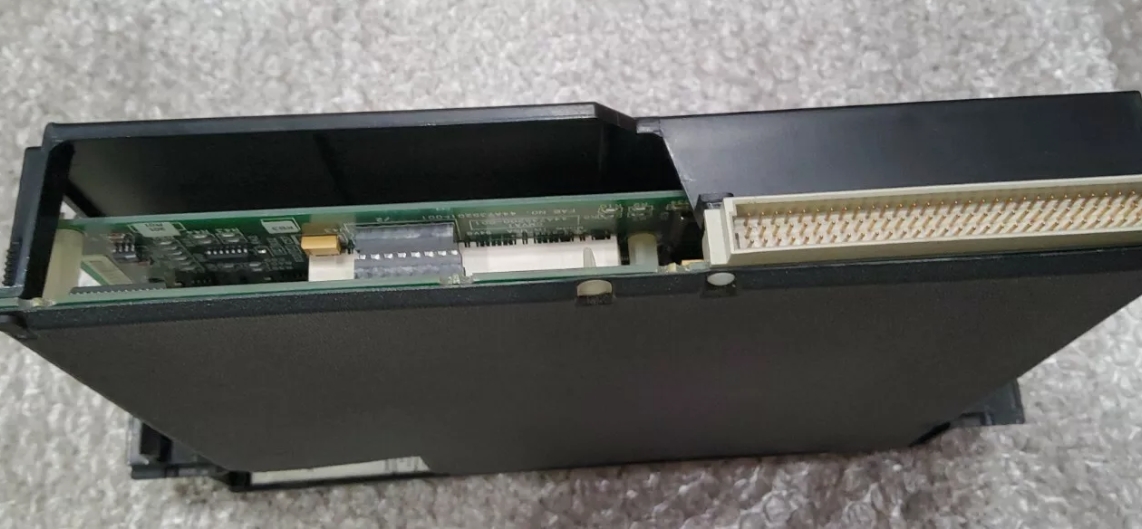 IC697CPM915 GE cPU модуль
