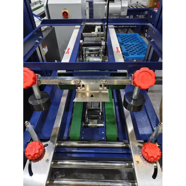 Semi-Automatic FXJ6050E Carton Sealer with 20m/min Conveyor Speed for Flexible Manufacturing