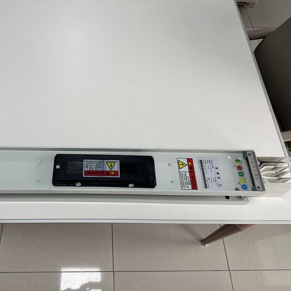 Busducto sándwich compacto de aluminio y canalización de cables para un rendimiento óptimo