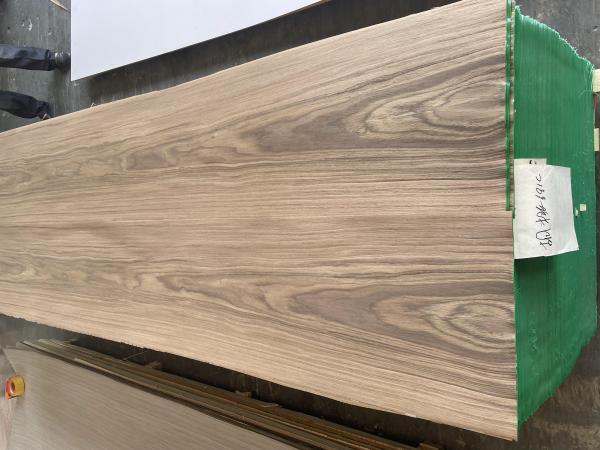 Engineered Veneer Walnut Wood 0.4mm 2500*320mm