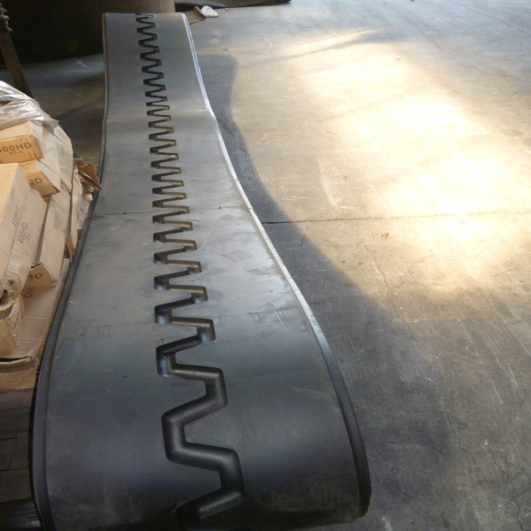 483x152.4x42 PF5510 Asphalt Paver Construction Machinery Parts Rubber Tracks