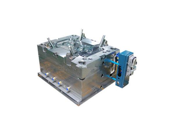 ODM / OEM Hot Runner Molds For Injection Molding Services , LKM Mold Base