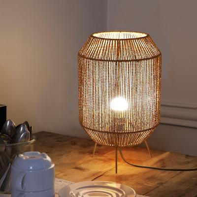 Vintage Twine Rattan Table Lamp , Handmade Wabi Sabi Table Lamp For Homestay